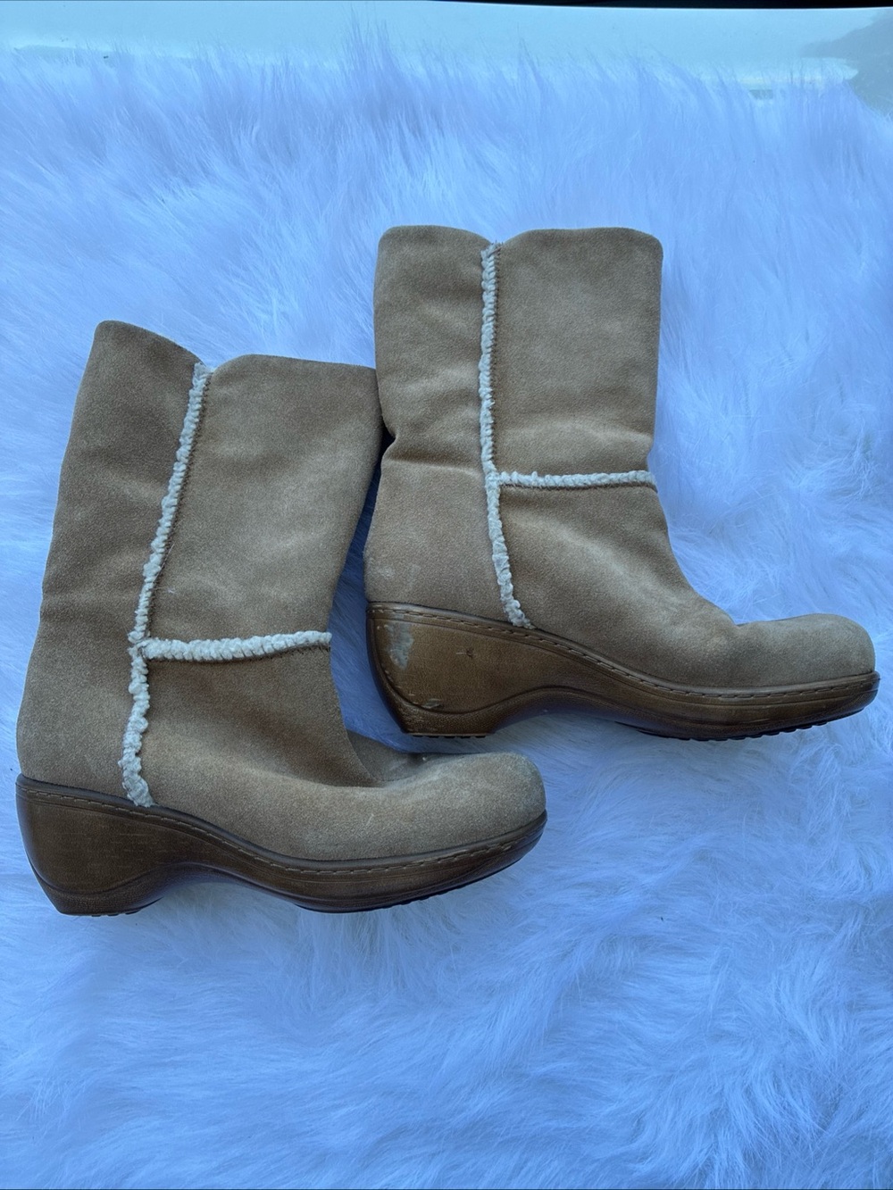 Women's Soft Walk Tan Leather Mid-Calf Boots with Shearling Trim Size 5.5M